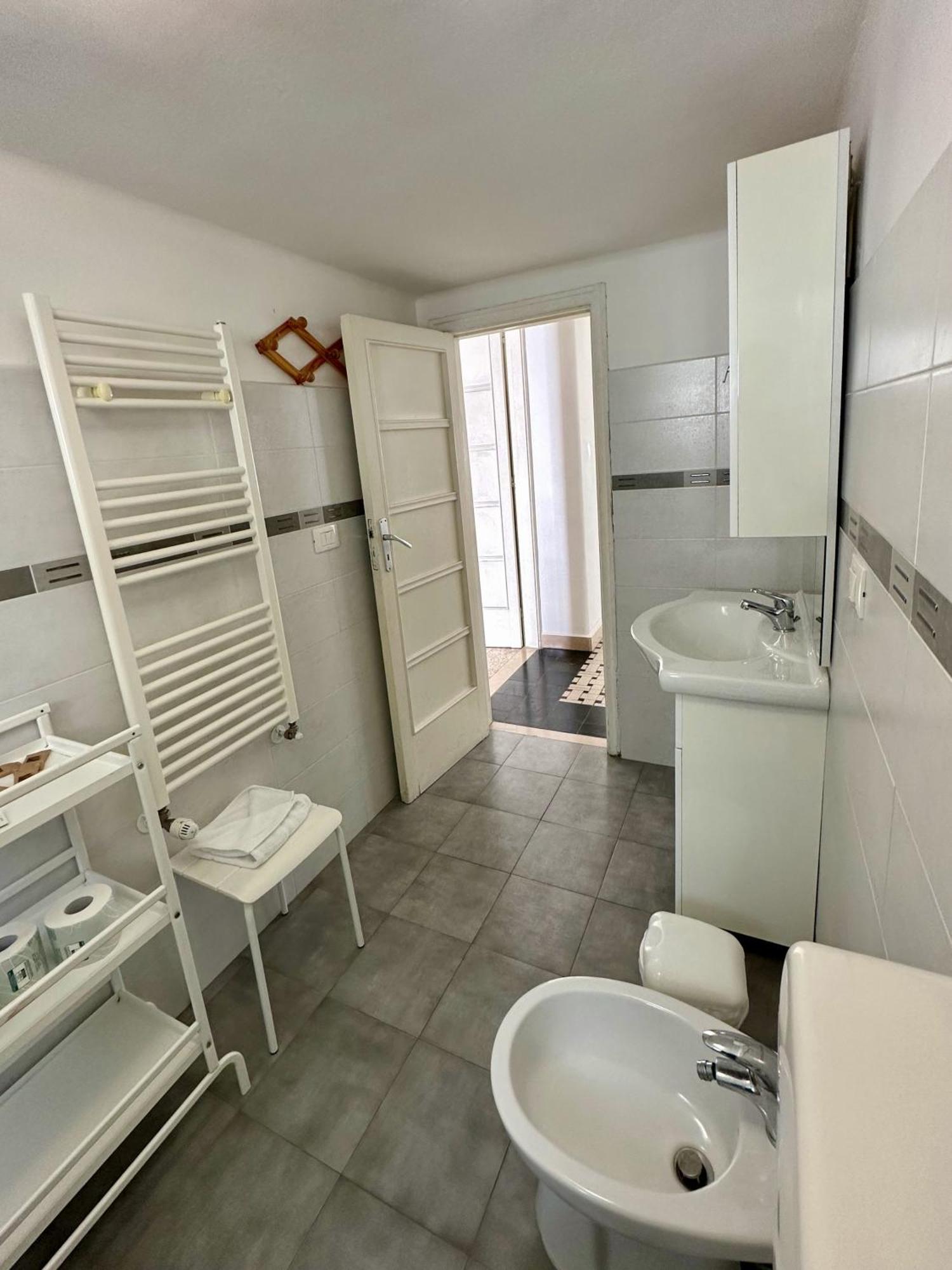 Appartamento Via Trevisani Bari Esterno foto